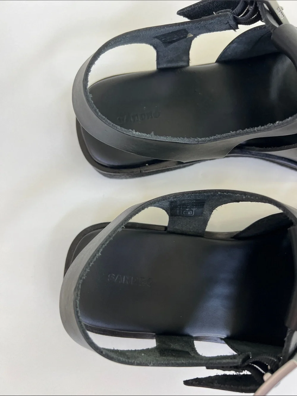 Sandro black leather roman meduse sandals size 44 USA 11